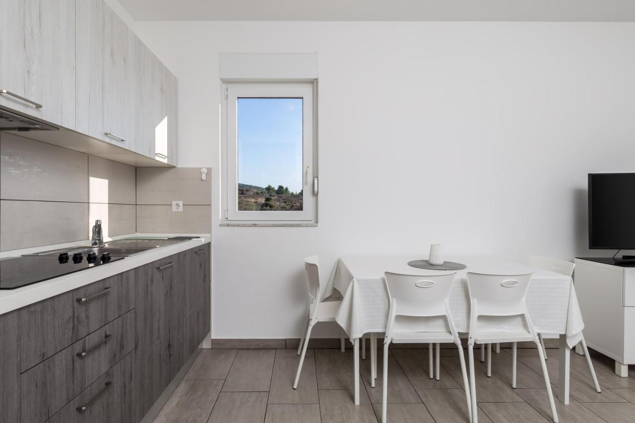 Apartment Tonka Barbat na Rabu Buitenkant foto