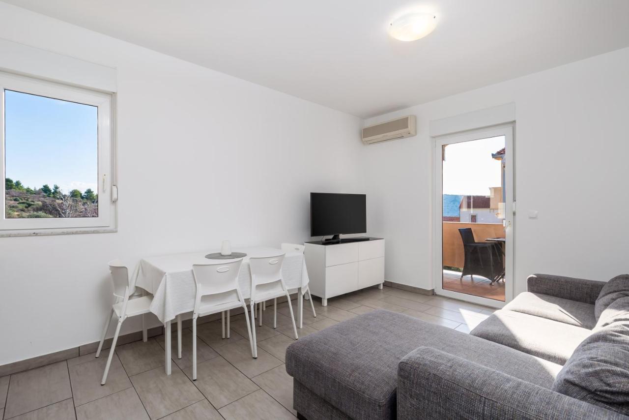 Apartment Tonka Barbat na Rabu Buitenkant foto